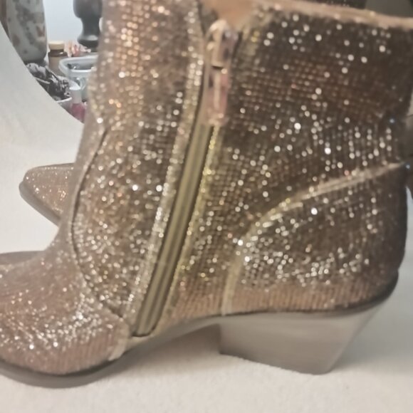 Jessica Simpson Bronze glitter western booties. - Picture 2 of 5